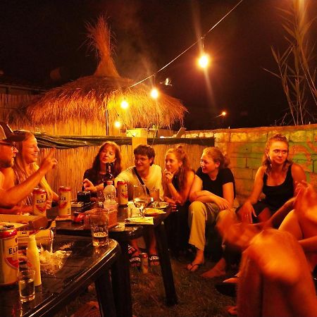 Pinegroove Hostel Vlora Eksteriør bilde