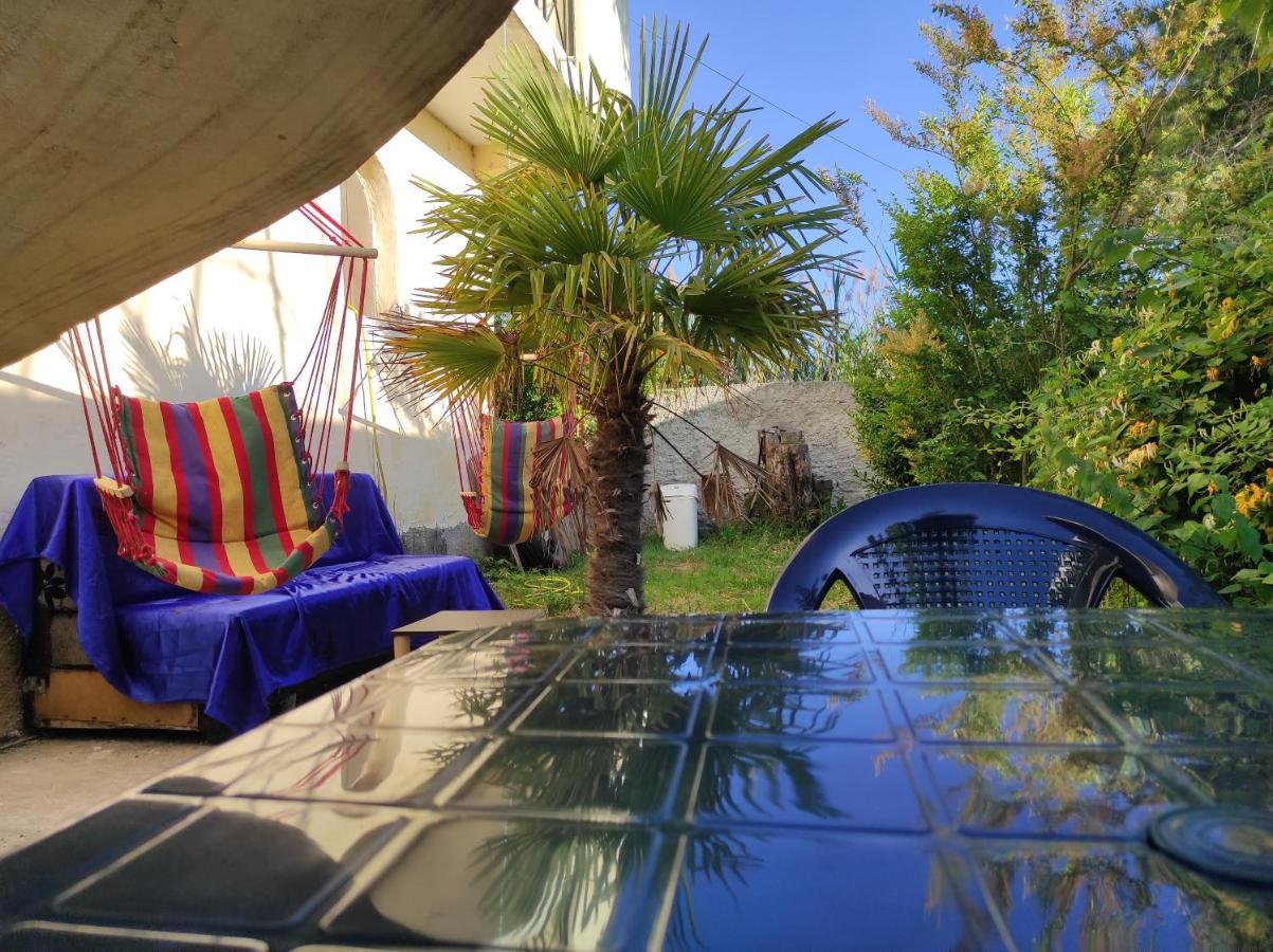 Pinegroove Hostel Vlora Eksteriør bilde