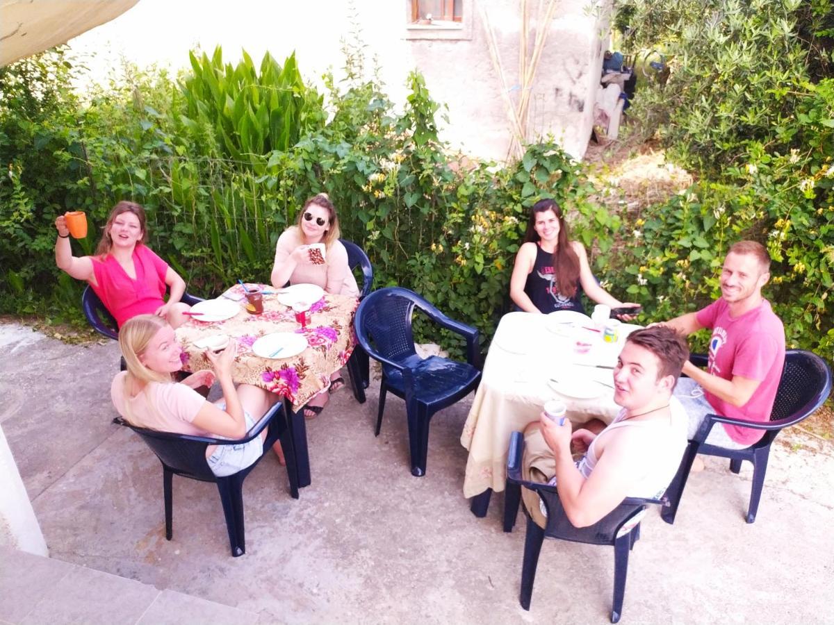 Pinegroove Hostel Vlora Eksteriør bilde